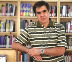 علی دینی‌ ترکمانی: عقب‌ماندگی خودروسازی ایران به دلیل عدم ارتباط با غول‌های بزرگ صنعت دنیا