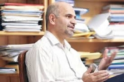 فرشاد مومنی: برخوردهای سیاست‌زده با نهاد علم یکی از ریشه‌های اصلی سقوط کیفیت سیاستگذاری است